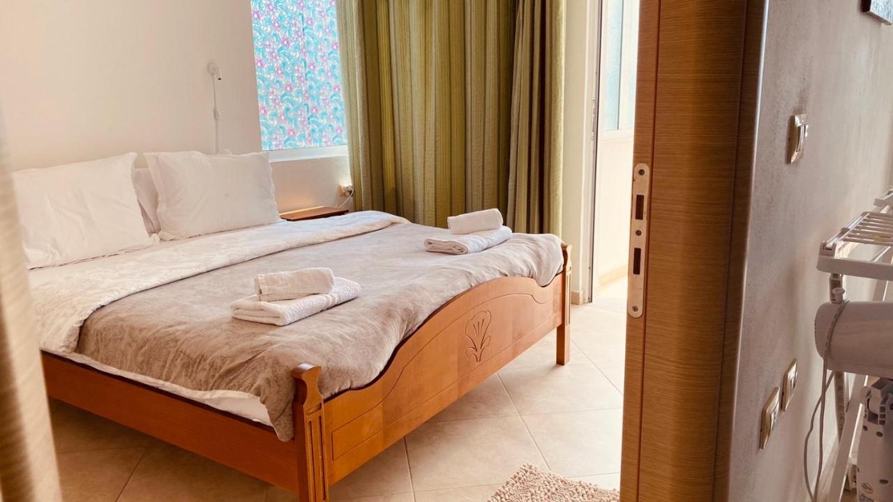 Rock Apartments Sarande Exterior photo
