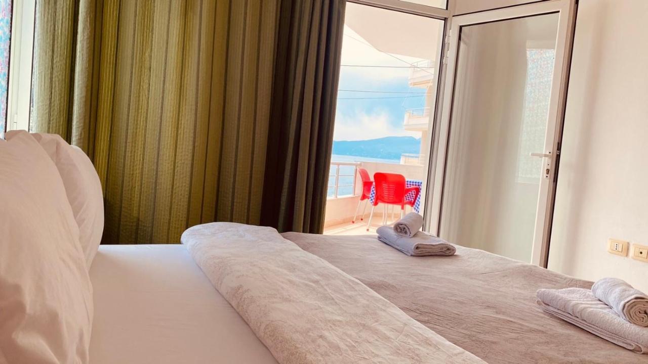 Rock Apartments Sarande Exterior photo